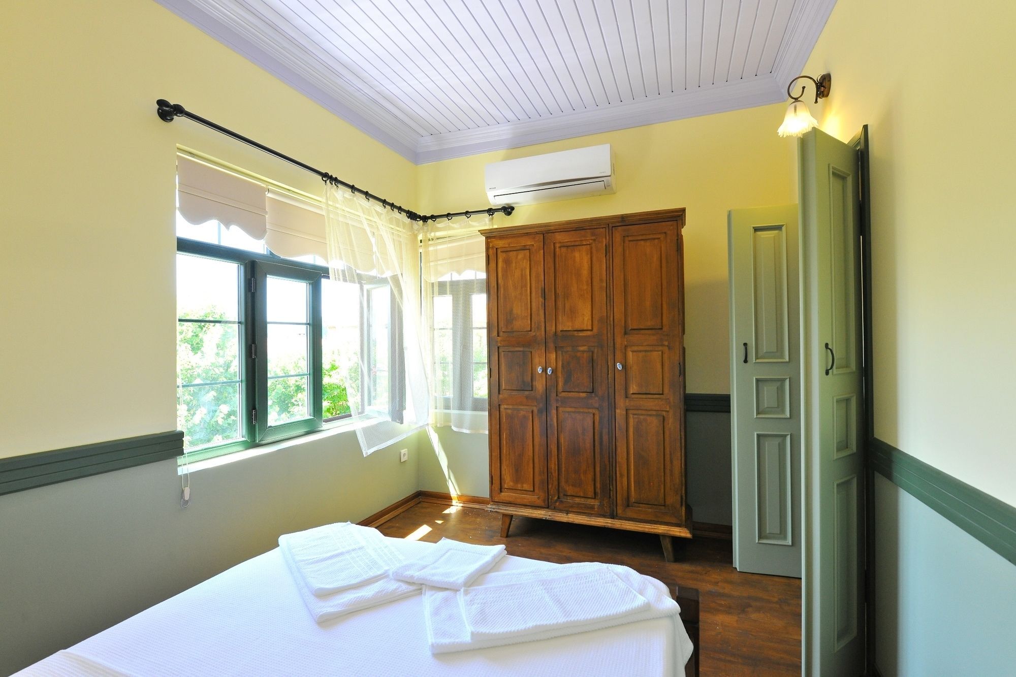 Petrino Goekceada Hotel&Kitchen İmroz Bagian luar foto